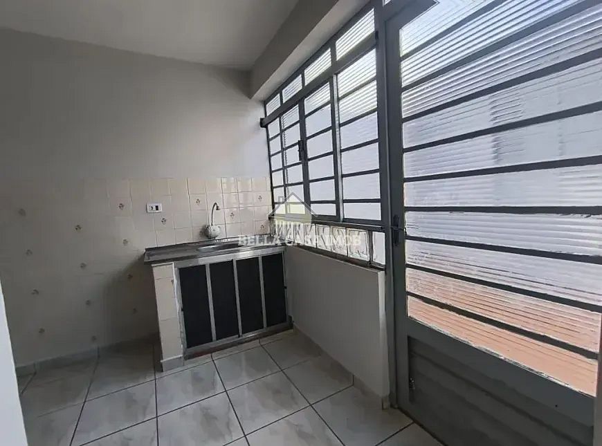 Casa à venda com 3 quartos, 130m² - Foto 17