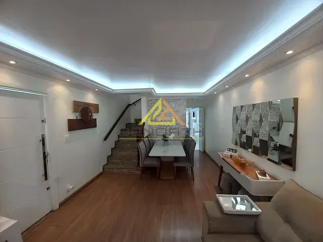 Casa com 200m² 3 quartos e 5 banheiros, à venda, no bairro Vila Mazzei em São Paulo