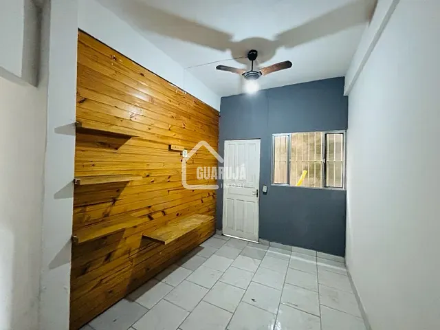 Casa com 40m² 1 quarto e 1 banheiro, para alugar, no bairro Morrinhos em Guarujá