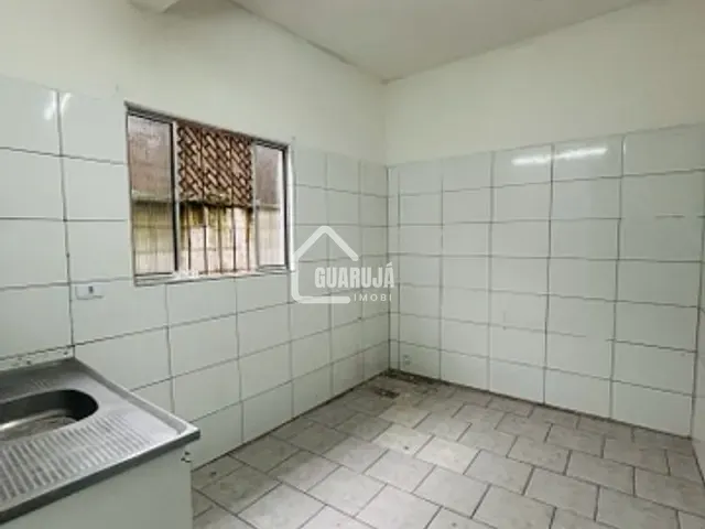 Casa com 40m² 1 quarto e 1 banheiro, para alugar, no bairro Morrinhos em Guarujá