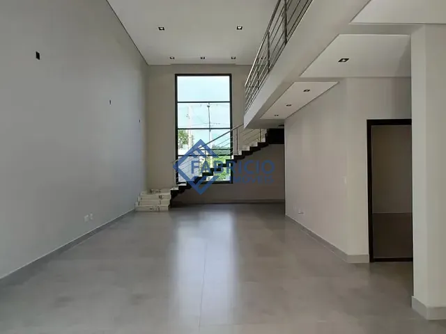 Casa com 300m² 3 quartos e 2 banheiros, à venda, no bairro Marambaia em Vinhedo