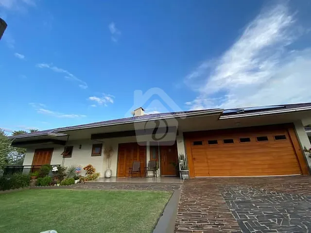 Casa com 343m² 3 quartos e 3 banheiros, à venda, no bairro Teutônia em Teutônia