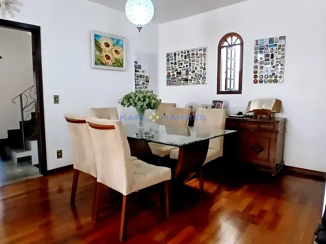 Casa 4 quartos e 4 banheiros, à venda, no bairro Cascatinha em Petrópolis