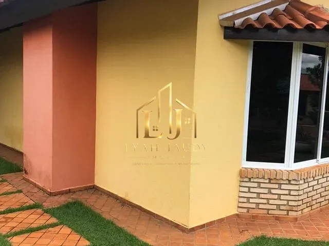 Casa com 450m² 2 quartos e 2 banheiros, à venda, no bairro Bom Clima em Chapada dos Guimarães