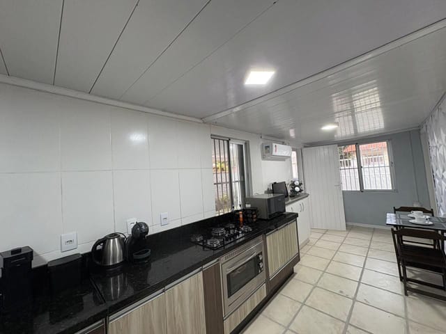 Casa com 371m² 2 quartos e 2 banheiros, à venda, no bairro Ingleses do Rio Vermelho em Florianópolis
