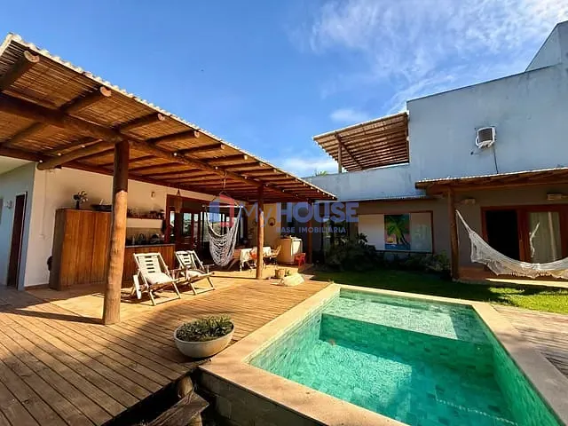 Casa com 210m² 3 quartos e 3 banheiros, à venda, no bairro Vila Nova em Itacaré