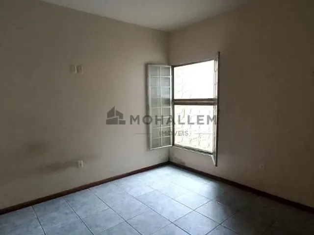 Casa com 200m² 3 quartos e 1 banheiro, à venda, no bairro Vila Isabel em Itajubá