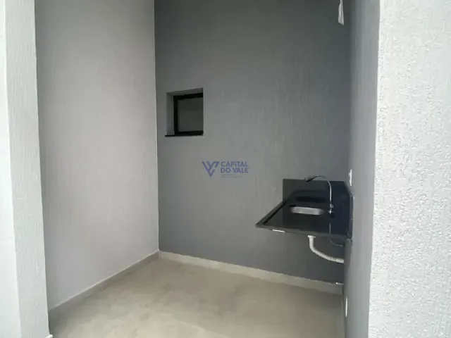 Casa com 135m² 2 quartos e 3 banheiros, à venda ou para alugar, no bairro Jardim Satélite em São José dos Campos