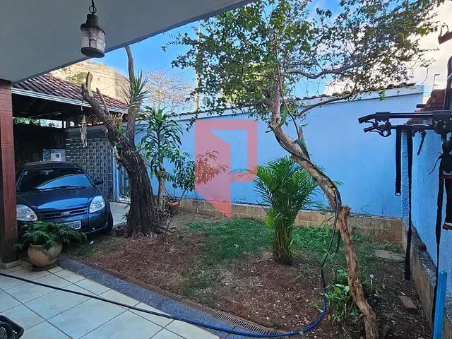 Casa 3 quartos e 2 banheiros, para alugar, no bairro Caiçaras em Belo Horizonte