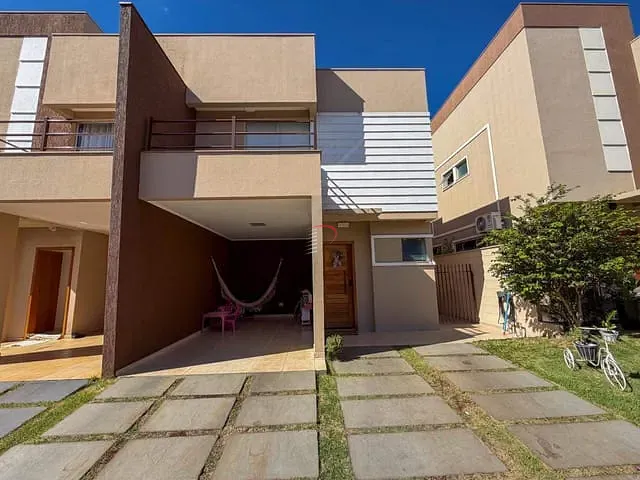 Casa 3 quartos e 3 banheiros, à venda, no bairro Jardim Jóquei Club em Londrina