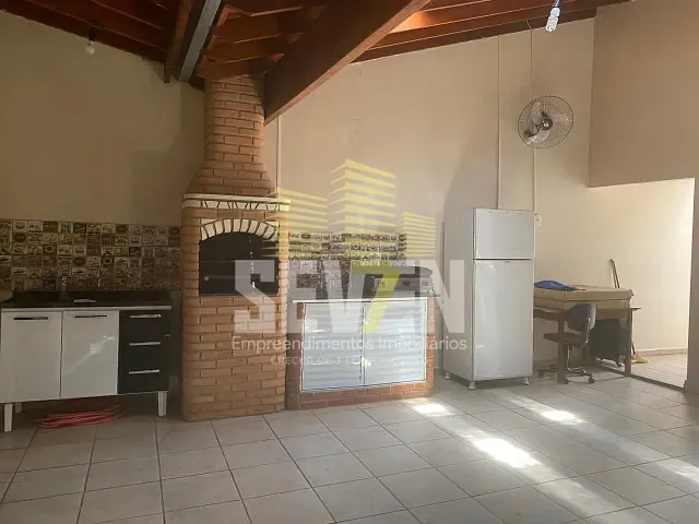 Casa com 180m² 2 quartos e 2 banheiros, à venda, no bairro Jardim Gerson França em Bauru