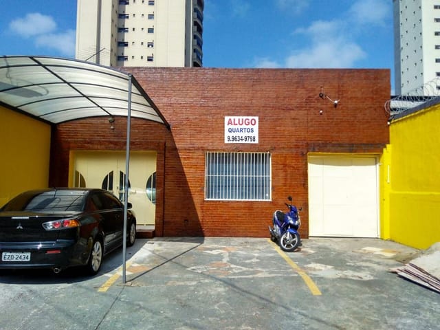 Casa com 400m² 16 quartos e 4 banheiros, à venda ou para alugar, no bairro Vila Alexandria em São Paulo