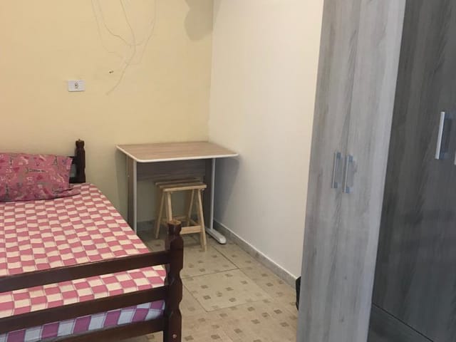 Casa com 400m² 16 quartos e 4 banheiros, à venda ou para alugar, no bairro Vila Alexandria em São Paulo