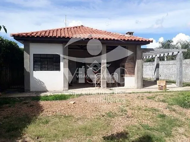 Casa com 675m², à venda, no bairro Jardim Botânico em Sinop