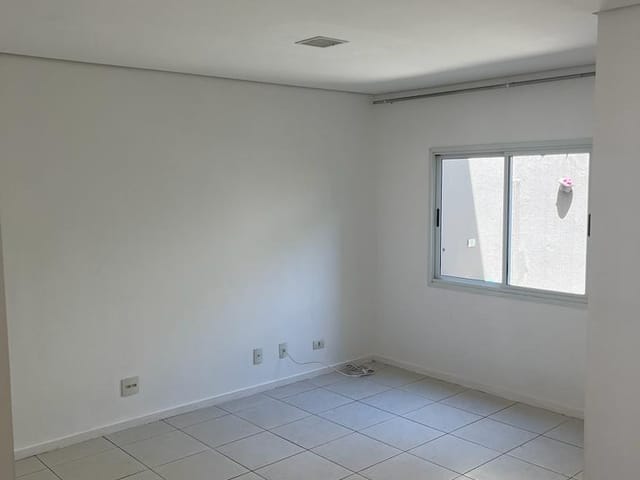 Foto do Casa - Sobrado à venda em condomínio fechado, 03 Quartos (01 suíte), Churrasqueira, Prox ao Zerão, 132 m² total, Centro, Londrina - PR | ZBM NEGOCIOS IMOBILIARIOS