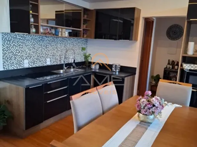 Casa 2 quartos e 3 banheiros, à venda, no bairro Três Vendas em Pelotas