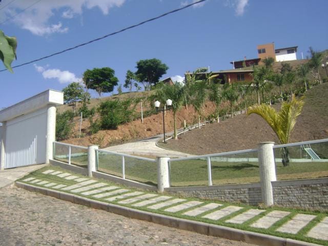 Casa com 5000m² 5 quartos e 4 banheiros, à venda, no bairro Fontesville em Juiz de Fora