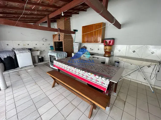 Casa com 250m² 3 quartos e 1 banheiro, à venda, no bairro Bosque dos Eucaliptos em São José dos Campos