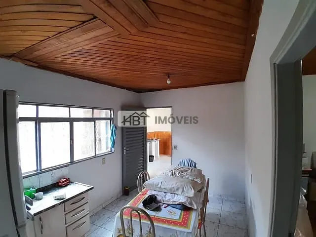 Casa 2 quartos e 1 banheiro, à venda, no bairro Parque Bauru em Bauru