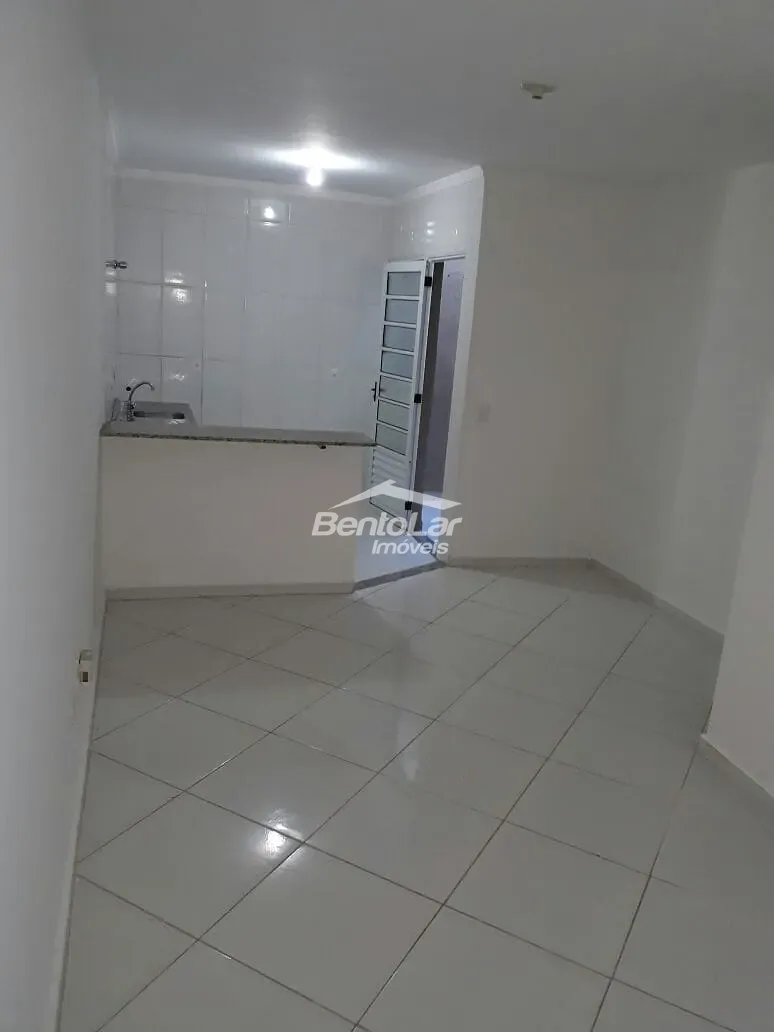 Casa, 2 quartos, 45 m² - Foto 1