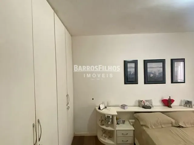 Casa com 210m² 3 quartos e 3 banheiros, à venda, no bairro Farolândia em Aracaju