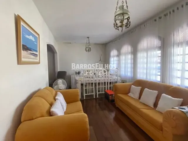 Casa com 210m² 3 quartos e 3 banheiros, à venda, no bairro Farolândia em Aracaju
