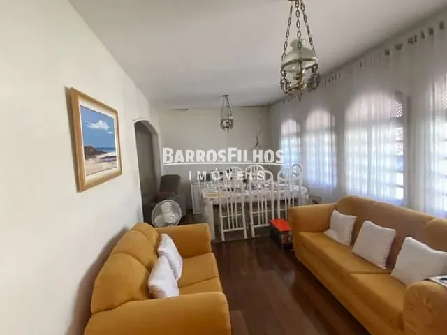 Casa com 210m² 3 quartos e 3 banheiros, à venda, no bairro Farolândia em Aracaju