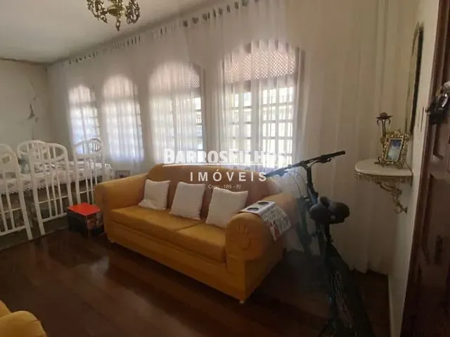 Casa com 210m² 3 quartos e 3 banheiros, à venda, no bairro Farolândia em Aracaju
