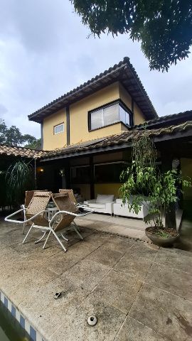 Casa com 600m² 3 quartos e 5 banheiros, à venda, no bairro Jacaré em Niterói