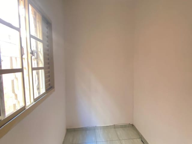 Casa com 250m² 3 quartos e 2 banheiros, à venda, no bairro Jardim Ouro Preto em Campinas