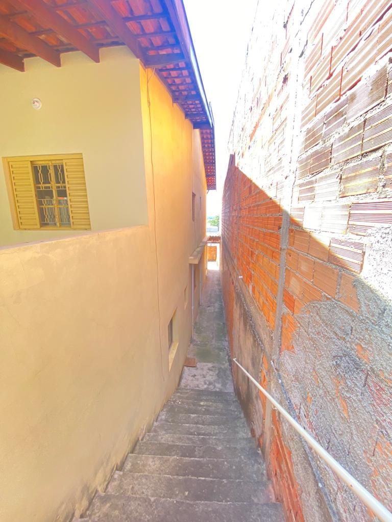 Casa à venda com 3 quartos, 300m² - Foto 12