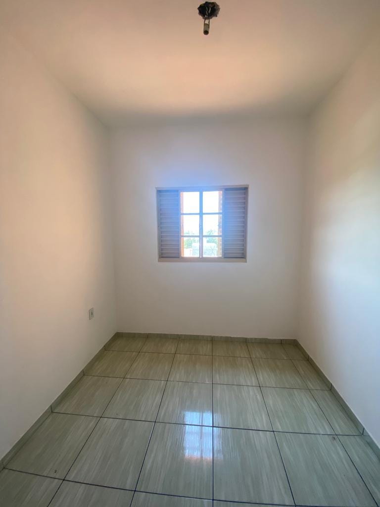 Casa à venda com 3 quartos, 300m² - Foto 8