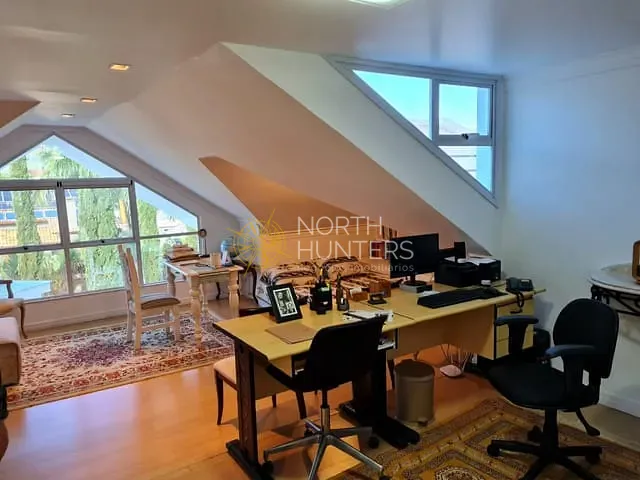 Casa com 450m² 5 quartos e 6 banheiros, à venda, no bairro Jurerê Internacional em Florianópolis