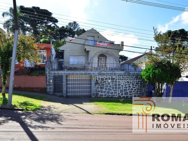 Prédio com 493m² 4 quartos e 4 banheiros, à venda, no bairro Água Verde em Curitiba
