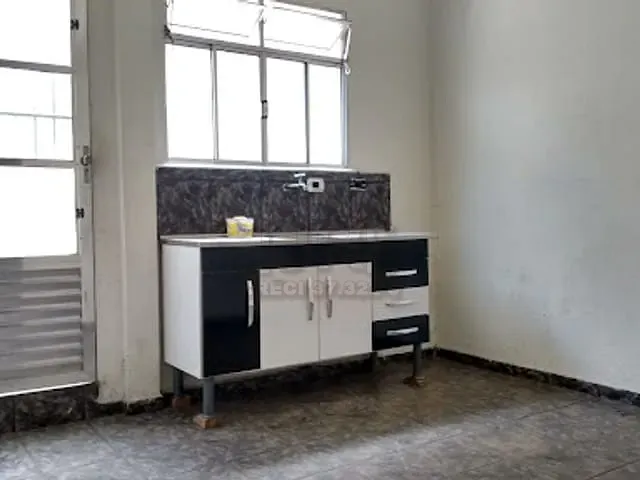 Casa com 125m² 2 quartos e 1 banheiro, à venda, no bairro Jardim Zaira em Mauá