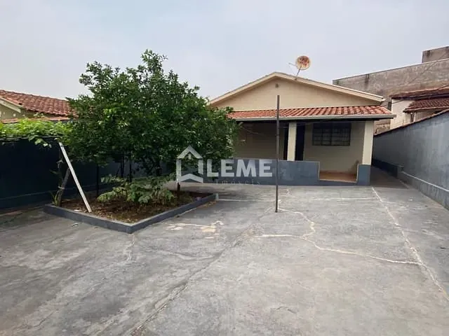 Casa 2 quartos e 1 banheiro, à venda, no bairro Núcleo Habitacional Nenê Pereira Lima em Mococa