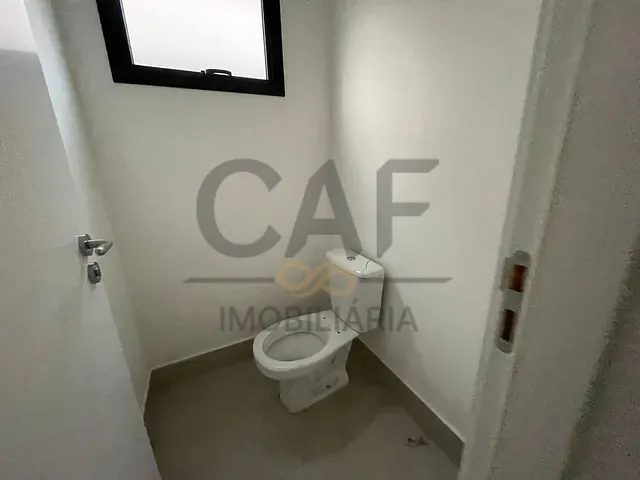 Casa com 200m² 3 quartos e 2 banheiros, à venda, no bairro Centro em Jaguariúna