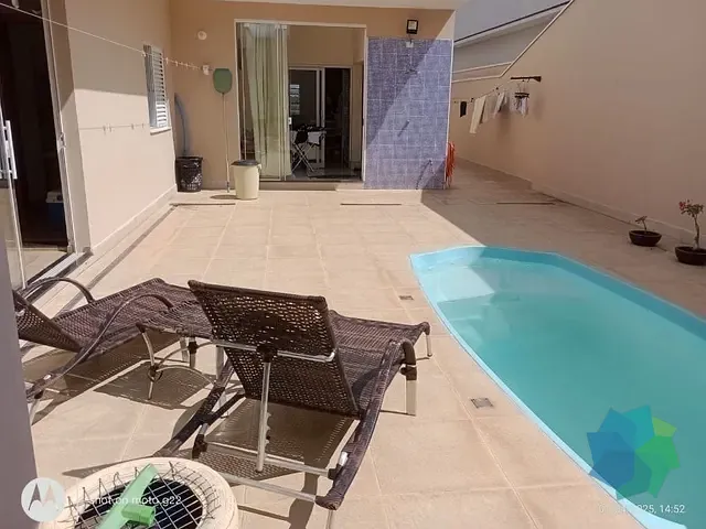 Casa com 400m² 4 quartos e 3 banheiros, à venda, no bairro Jardim Celani em Salto