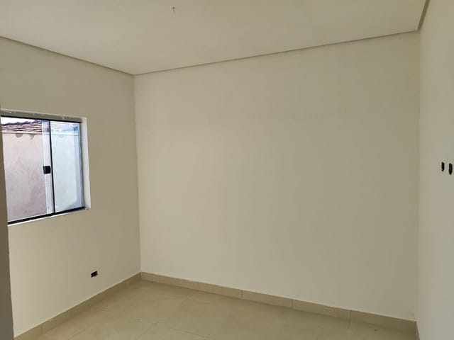 Foto do Casa - Casa à venda - 3 Quartos - 1 Banheiro - 1 Vaga de garagem -Jardim Tropical, Londrina, PR | Grupo Mitral Imóveis