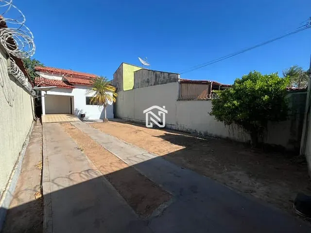 Casa com 350m² 3 quartos e 2 banheiros, para alugar, no bairro Centro em Paraíso do Tocantins