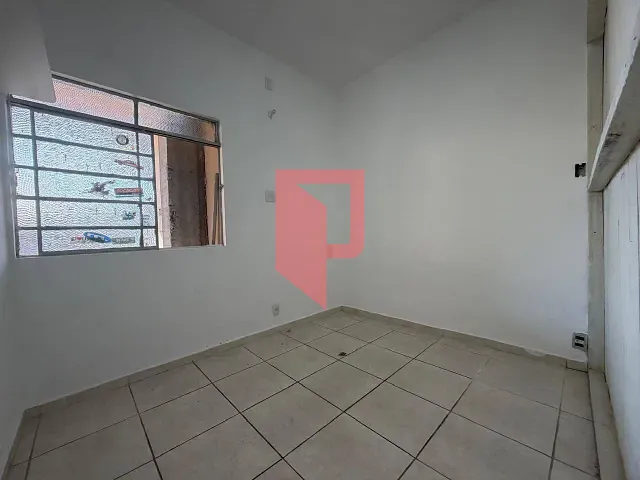Casa 3 quartos e 1 banheiro, para alugar, no bairro São Francisco em Belo Horizonte
