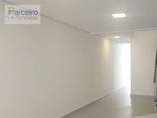 Casa com 100m² 3 quartos e 3 banheiros, à venda, no bairro Vila São Geraldo em São Paulo