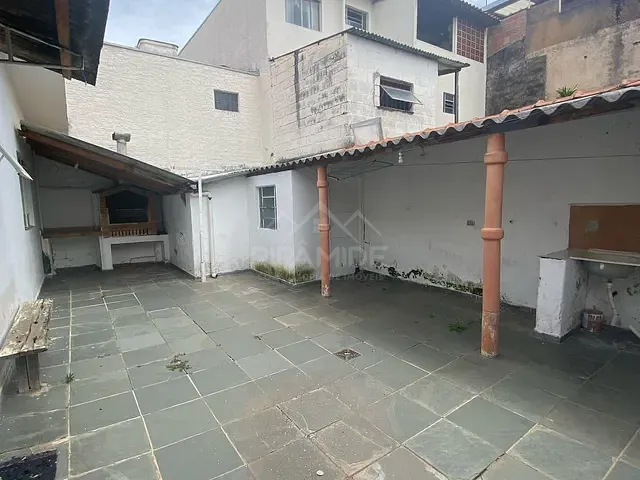 Casa 3 quartos e 1 banheiro, à venda, no bairro Jardim Santa Rosália em Poços de Caldas