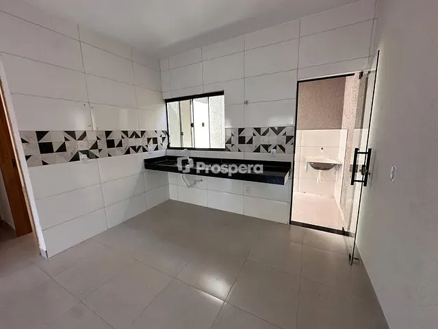 Casa com 107m² 2 quartos e 2 banheiros, à venda, no bairro Conjunto Vera Cruz em Goiânia