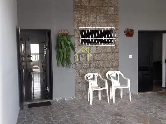 Casa com 253m² 3 quartos e 2 banheiros, à venda, no bairro Vila Conceição em Guaxupé