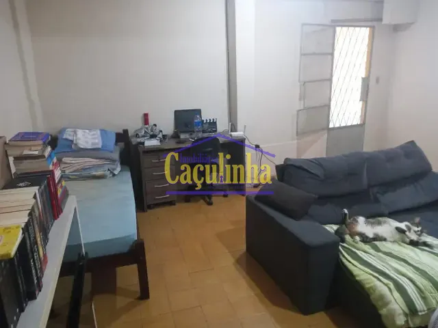 Casa com 280m², à venda, no bairro Santo Cristo em Barra do Piraí