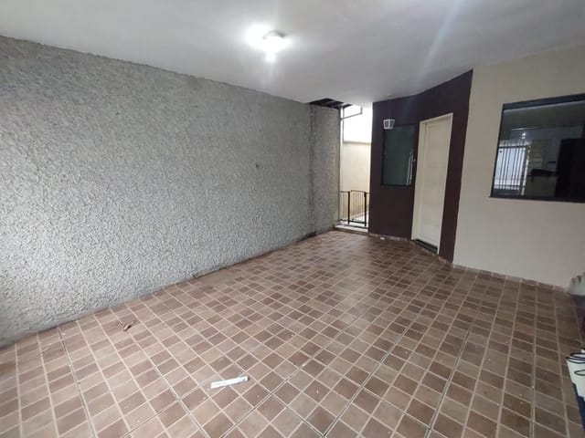 Casa com 160m² 2 quartos e 1 banheiro, à venda ou para alugar, no bairro Jardim Almeida em São João da Boa Vista