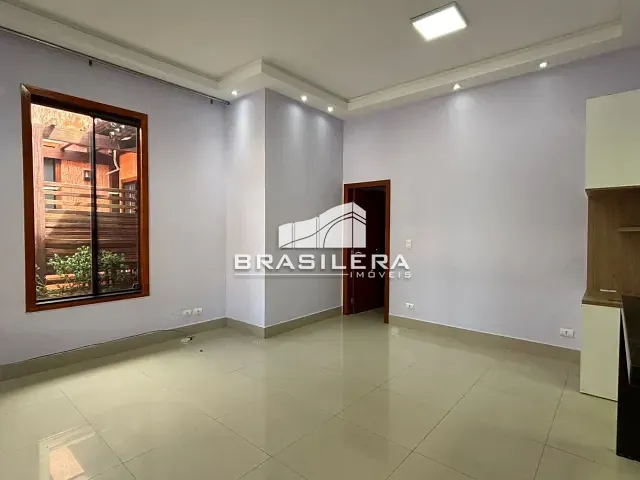 Casa com 160m² 3 quartos e 3 banheiros, à venda, no bairro Sítios Santa Luzia em Aparecida de Goiânia