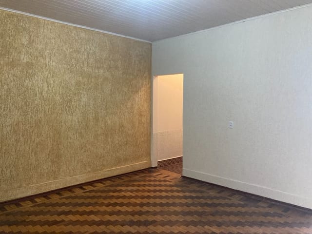 Casa 2 quartos e 1 banheiro, para alugar, no bairro Centro em Tatuí