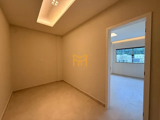 Casa 4 quartos e 5 banheiros, à venda, no bairro Mangueirão em Belém